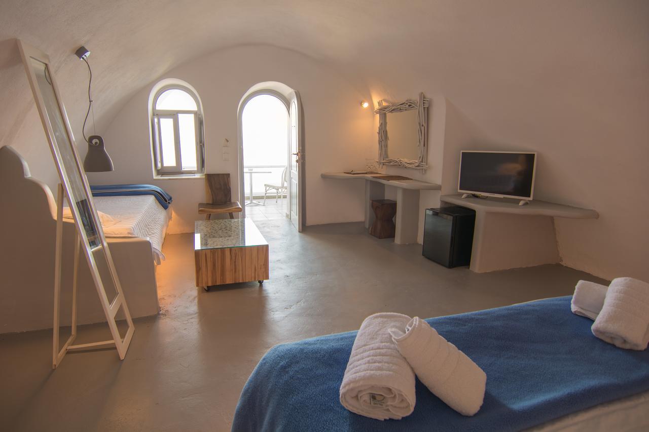 Loucas On The Cliff Fira (Santorini) Exterior foto