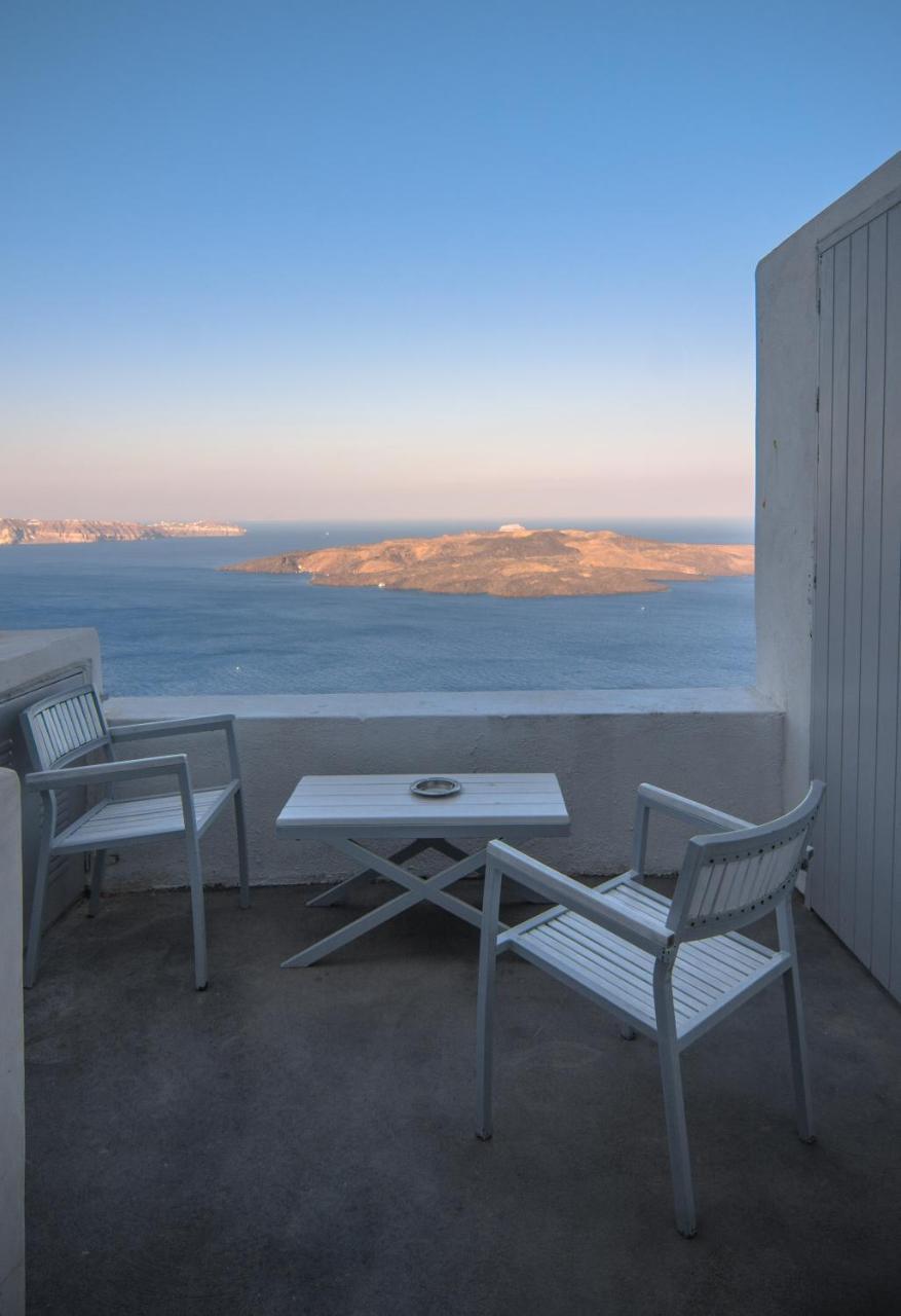 Loucas On The Cliff Fira (Santorini) Exterior foto