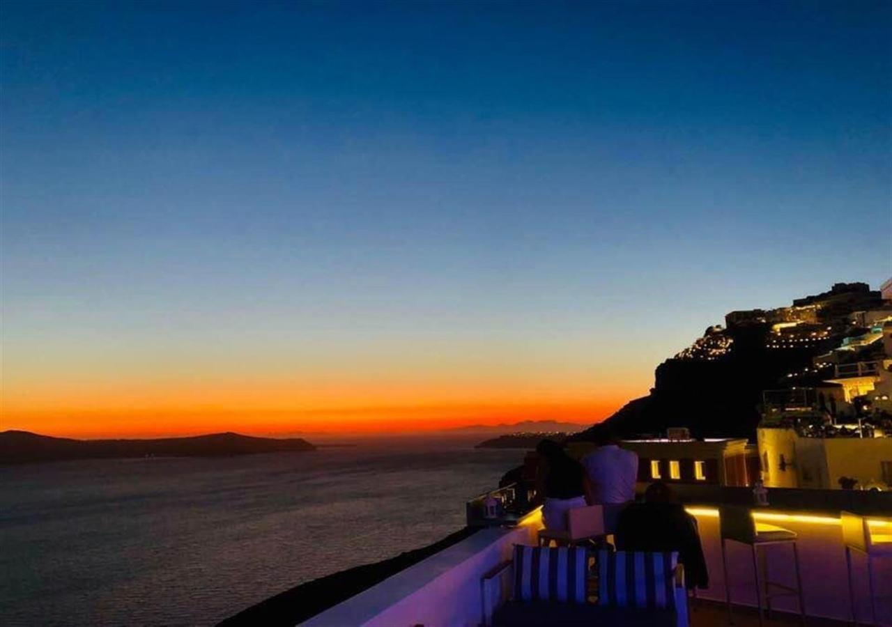 Loucas On The Cliff Fira (Santorini) Exterior foto