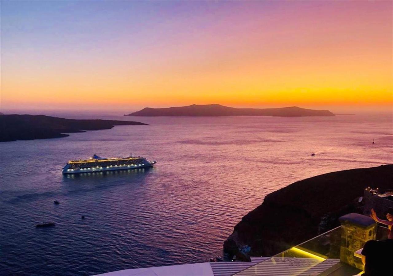 Loucas On The Cliff Fira (Santorini) Exterior foto